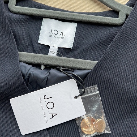 J.O.A. Blazer Dress - Picture 3 of 11